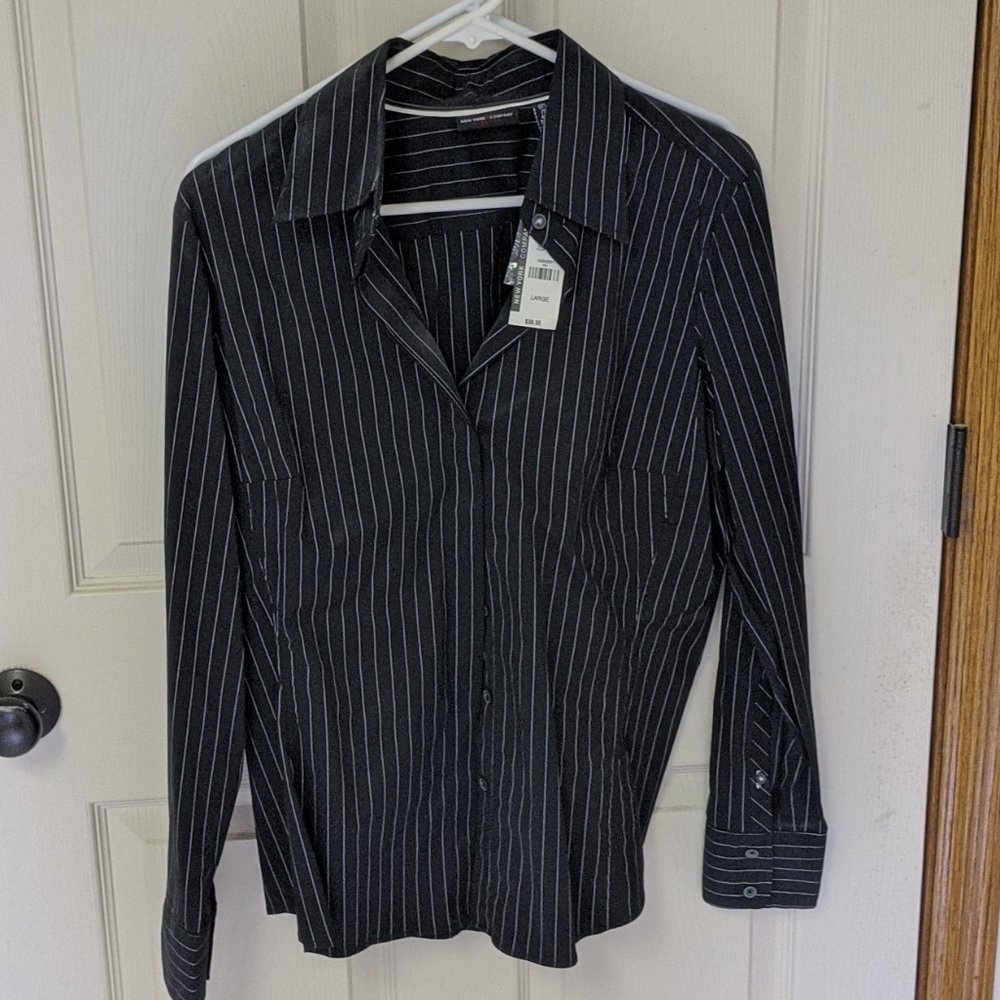 New York & Company button down, NWT, size L